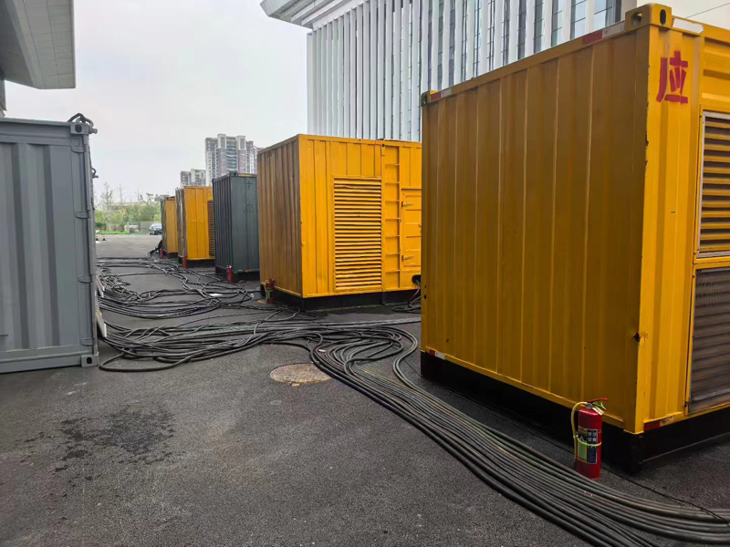 元阳不同季节柴油发电机组保养有哪些注意事项?