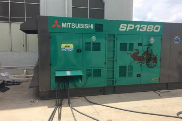 元阳为什么有些柴油发电机组的输出电压可以调节？