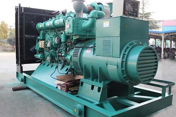 元阳工厂发电机应急发电中如何优化燃油储备管理？