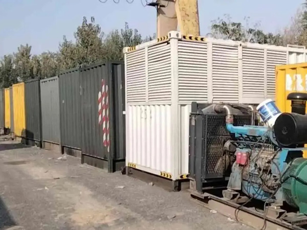 元阳200KW柴油发电机机组每小时油耗是多少？